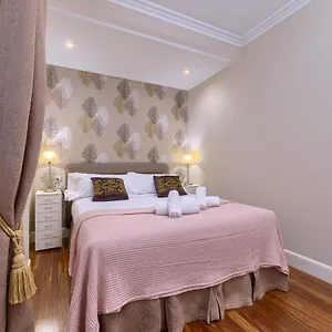 Bailen Reformado Elegante Con Wifi Apartamento