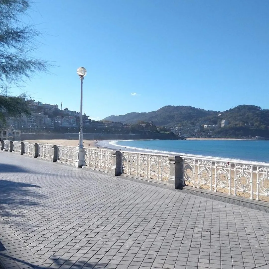 Apartment Apartamento Reformado Junto A La Playa De La Concha En Donostia-San Sebastian - Marina 4